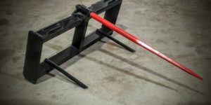 2022 RWC Universal Trident Bale Spear 49 inch